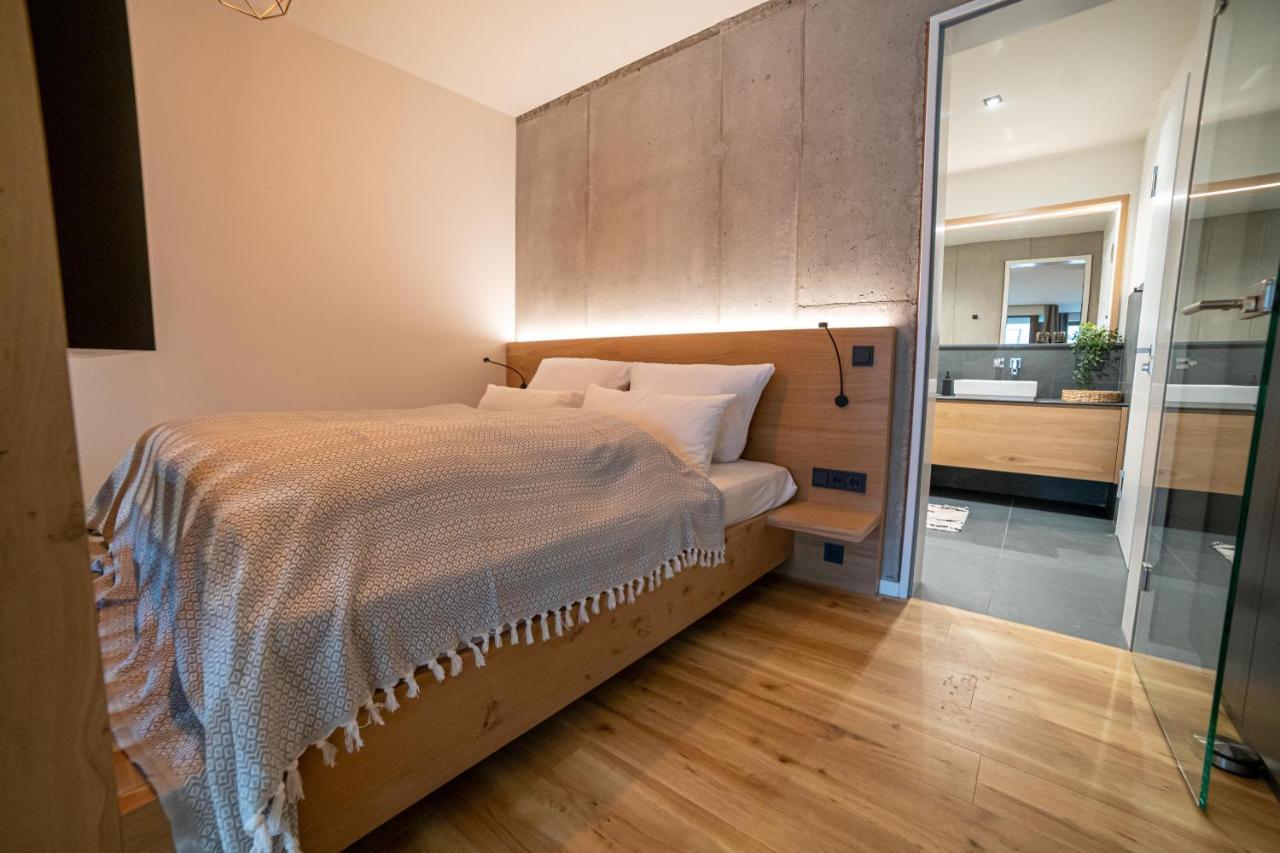 Full House Premium Apartments Йена Екстериор снимка