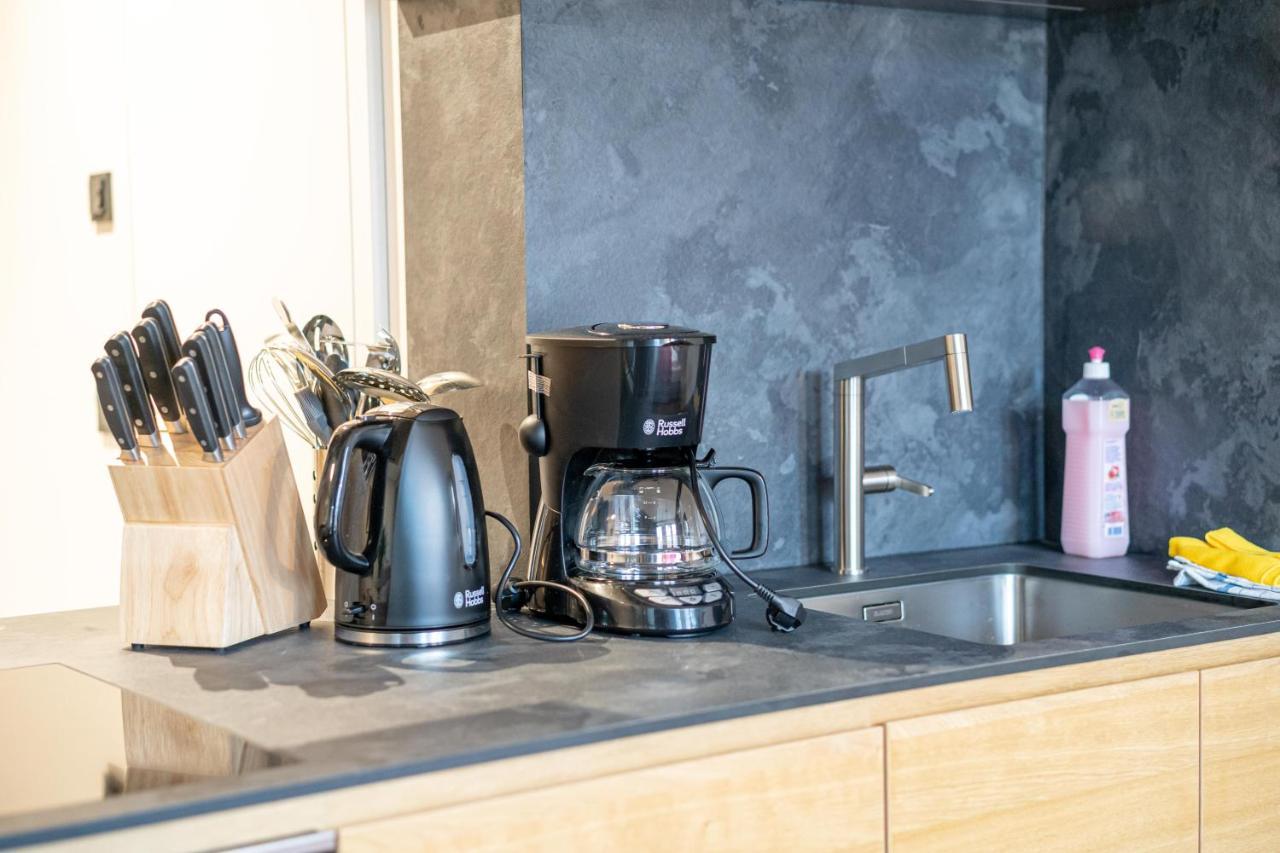 Full House Premium Apartments Йена Екстериор снимка